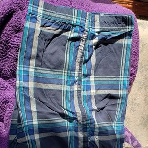 Mens plain front plaid aero shorts